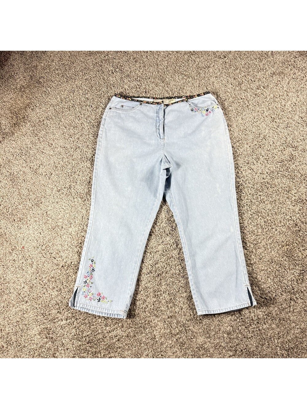 Susan Bristol Womens Jeans Sz 14 Blue Denim Floral Embroidered Grannycore Boho